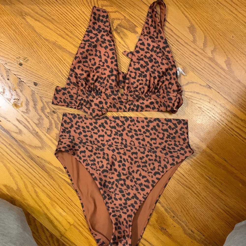 Worn once has padding